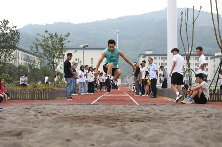 四川珙县：生均运动面积大幅改善 保障学生健康成长