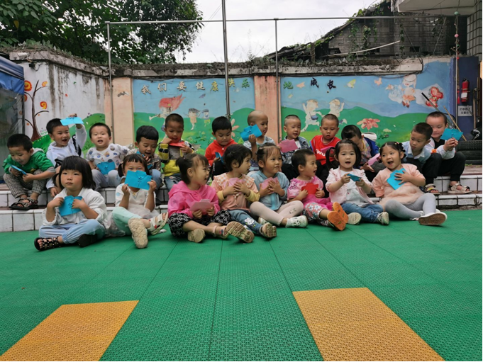 宜宾市叙州区柏溪街道喜捷幼儿园开展父亲节感恩活动