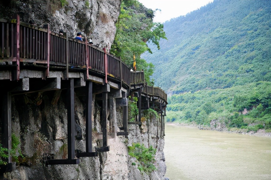 文化搭台 旅游唱戏 大蜀道文化旅游节“花落”广元朝天